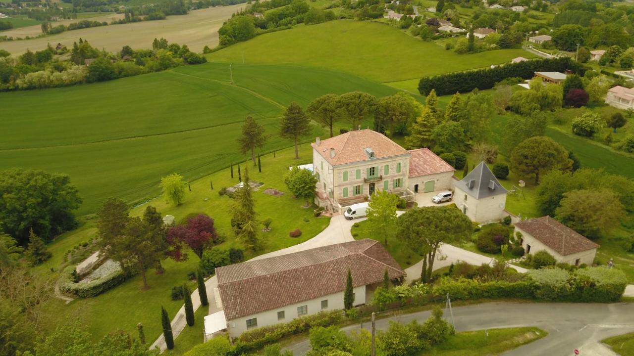 La Maison De Maitre Sainte-Livrade-sur-Lot Exterior photo